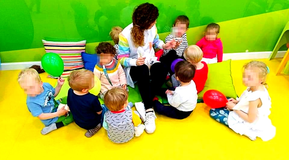 Fotografía de niños en la Ludoteca de Le Petit Cocó Fuengirola