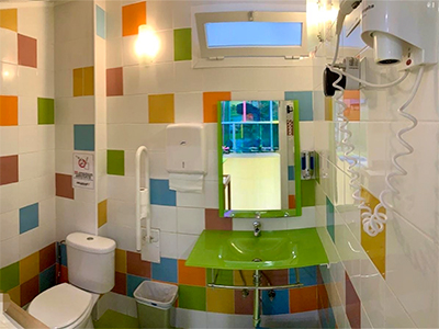 Fotografía de los baños de Le Petit Cocó Fuengirola